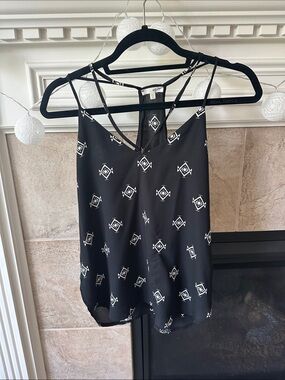 Wet Seal Black Printed Strappy Cami with Geometric Motif